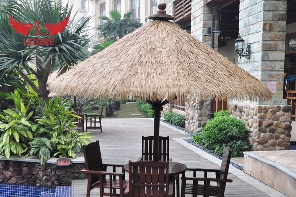 景區(qū)-仿真茅草傘項目